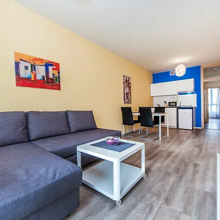 Welcome 5 Apartment *